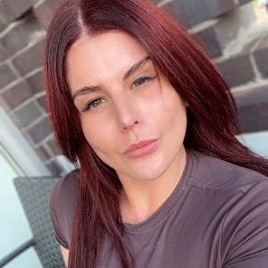 Holley Vernon